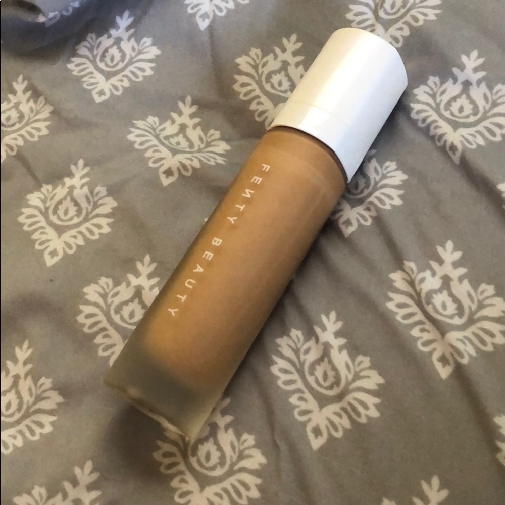 Fenty beauty foundation